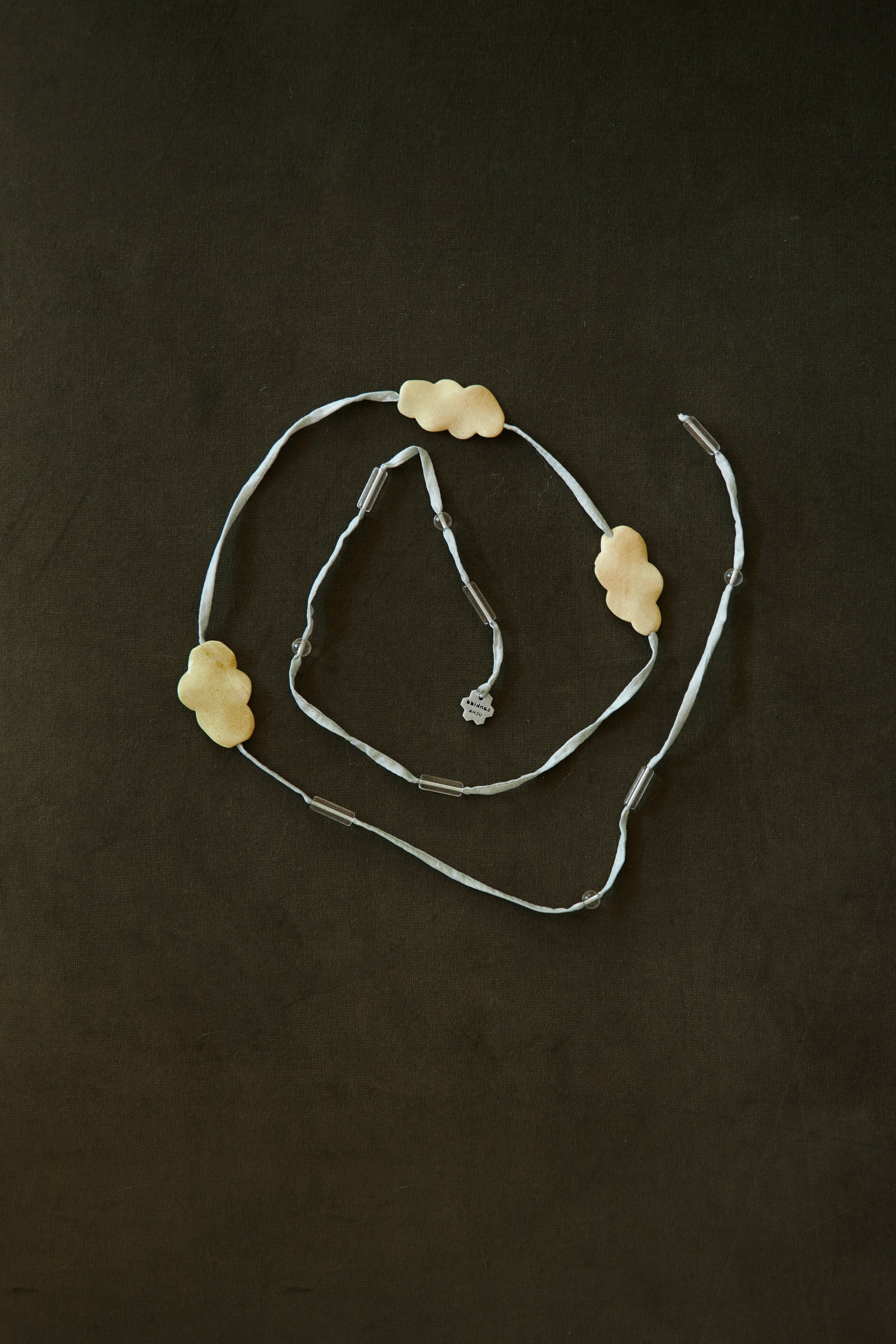 Collar-cinturón jade y seda Idle - Ucha x Sankidd